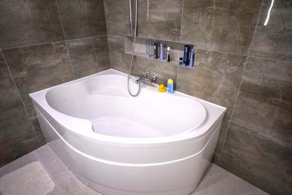 Large Bathtub Installation in Bremerton